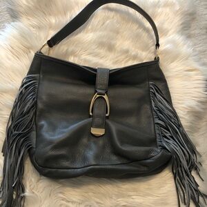 GILI gray leather shoulder bag with fringe